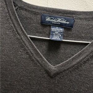 Brooks Brothers Merino wool sweater like new
